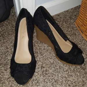 American eagle lace wedges